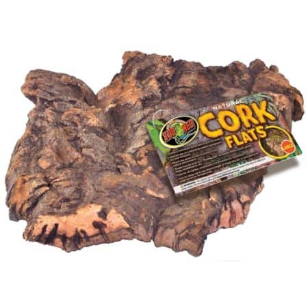 Natural cork flats for reptile habitats, ideal for hiding and climbing.